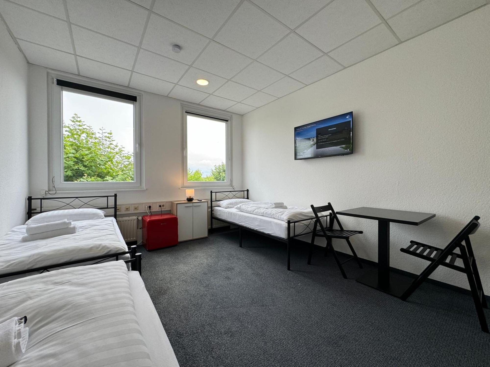 Thuja Apartments Karlsruhe-Neureut By Kurzzeit Exteriör bild